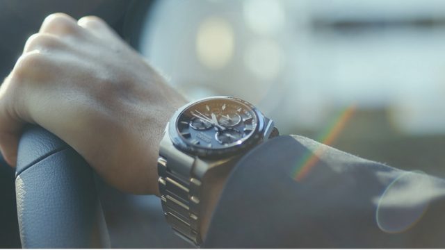 ソーラー腕時計を放置したら故障?止まる原因と寿命を徹底解説