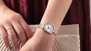 腕時計の付け方次第でおしゃれ度アップ！おすすめ方法紹介