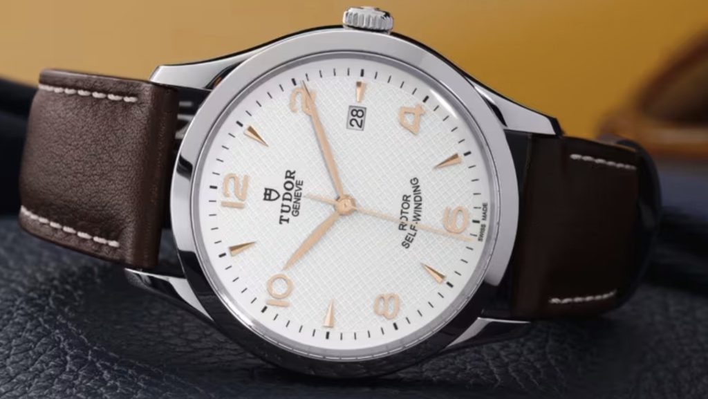 チューダー公式「1926」