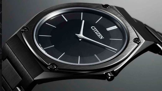 「高級腕時計×ラバーベルト」スポーティな高級感を演出する人気モデル特集